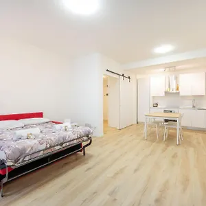 Arena Flat: Centre Verona